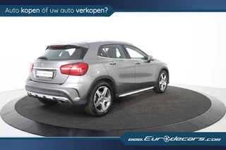 Mercedes-Benz GLA Mercedes-Benz GLA 180 AMG Line *Navigatie*Camera*2x AMG* - afbeelding nr 2