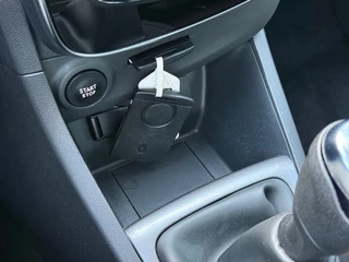 Renault Clio Renault Clio TCe 90 Limited Navi Airco Bluetooth Cruise - afbeelding nr 31