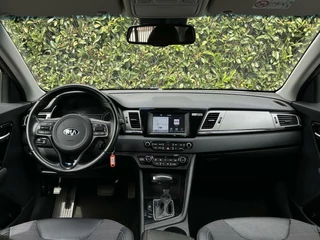 Kia Niro Kia Niro 1.6 GDi Hybrid ExecutiveLine, NL AUTO, NAP, ECC-AIRCO, LEDER, NAVI, CAMERA, PARKEERSENSOREN, LICHTMETAAL 18