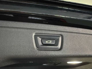 BMW 3 Serie BMW 3-serie Touring 330e 293pk M-Sport High Executive | Laser LED | Carplay | Adaptive cruise | Trekhaak - afbeelding nr 47