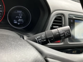 Honda HR-V Honda HR-V 1.5 i-VTEC Executive | navigatie | panoramadak | trekhaak | camera | stoelverwarming | all season banden - afbeelding nr 31