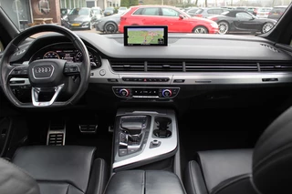 Audi Q7 Audi Q7 3.0 TDI e-tron quattro Sport / Trekhaak / Panoramadak / Camera / 21'' / Luchtvering / Leder / Bose / Getint glas / Stoelverwarming / DAB / Cruise Control - afbeelding nr 2