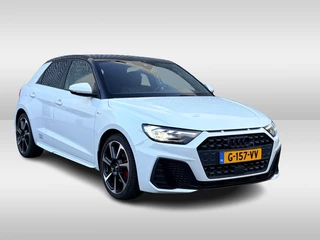 Audi A1 Sportback 40 TFSI S Line edition one