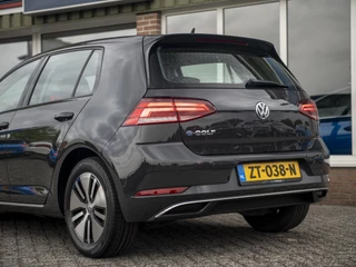 Volkswagen e-Golf Volkswagen e-Golf 136pk | Navi Discover Pro | Warmtepomp | LED koplampen | Apple Carplay & Android Auto | Stoelverwarming - afbeelding nr 33
