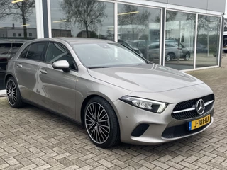 Mercedes-Benz A-Klasse 50% deal 10.975,- ACTIE Widescreen / Stoel verwarming / LED / Camera - afbeelding nr 7