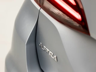 Opel Astra Opel Astra Sports Tourer 1.4 Innovation 150Pk Automaat (APPLE CARPLAY, GROOT NAVI, CLIMATE, CAMERA, LEDER, SPORTSTOELEN, ADAPTIVE CRUISE, PARKEERSENSOREN, LANE ASSIST, NIEUWE APK, NIEUWSTAAT) - afbeelding nr 34