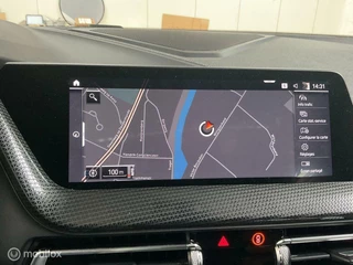 BMW 1 Serie BMW 1-serie M135i xDrive High Executive Bucket Seats Panodak Harman Kardon Etc - afbeelding nr 11