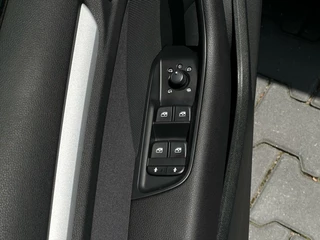 Audi A3 Audi A3 Limousine 1.0 TFSI Pro Line, FACELIFT, NL AUTO, NAP LOGISCH, NAVI, CRUISE, ECC-AIRCO, PARKEERSENSOREN, LICHTMETAAL 16