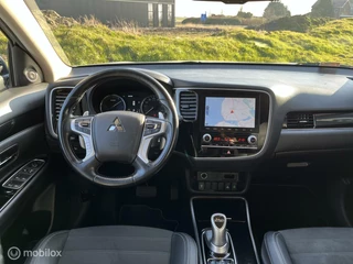 Mitsubishi Outlander Mitsubishi Outlander 2.4 PHEV Intense+ |carplay|trekhaak - afbeelding nr 11