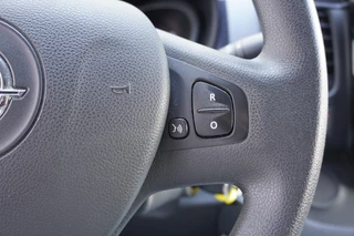 Opel Vivaro - Airco - Navi - Cruise - Achteruitrijcamera - € 10.950,- Excl. - afbeelding nr 16