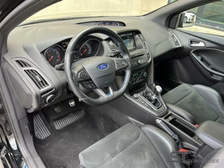 Ford Focus Ford Focus 2.3 Schuifdak|Schaal stoelen|dealer - afbeelding nr 12