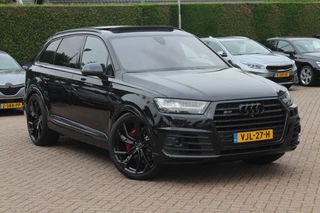 Audi SQ7 Audi SQ7 4.0 TDI quattro GRIJS KENTEKEN / Trekhaak / Panoramadak / 360Camera / Head-up / 23'' / Luchtvering / Keyless / Bose / Dodehoek / DAB / Apple CarPlay / Nachtzicht / Matrix LED / ACC / Stoelverwarming - afbeelding nr 1