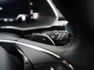 Škoda Superb Skoda Superb Combi 1.4 TSI iV 218pk Laurin & Klement | Leder | Panoramadak | 360 Camera | Trekhaak - afbeelding nr 12