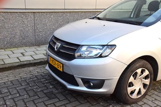 Dacia Sandero Dacia Sandero 0.9 TCe Lauréate | Navigatie | Trekhaak | Airco | - afbeelding nr 3