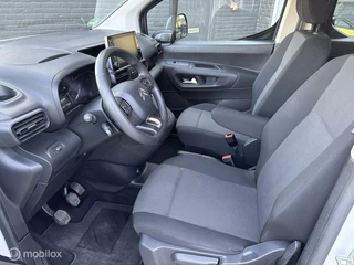 Citroën Berlingo Citroen Berlingo 1.2 PureTech 110 pk Live navigatie camera PDC carplay DAB trekhaak climate control - afbeelding nr 19