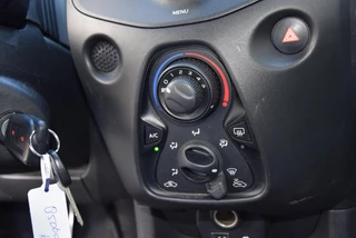 Toyota Aygo Toyota Aygo 1.0 VVT-i x-fun | Cruise control | Airco | start & stop systeem | - afbeelding nr 19