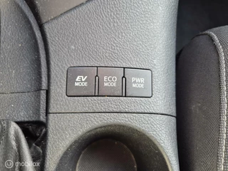 Toyota Auris Toyota Auris Touring Sports 1.8 Hybrid, Dealer onderhouden! - afbeelding nr 19