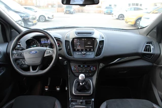 Ford Kuga Ford Kuga 1.5 EcoBoost ST-Line 150pk | Winter Pack | Camera | Privacy glass | 2.000 kg trekgewicht geremd - afbeelding nr 17