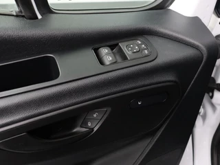 Mercedes-Benz Sprinter Mercedes-Benz Sprinter 317CDI 9G-Tronic Automaat L2H2 | Distronic | Led | Led | Touchscreen | Camera | Betimmering - afbeelding nr 8