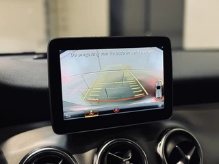 Mercedes-Benz GLA Mercedes-Benz GLA 180 AMG Line | Panorama | NAP | BTW - afbeelding nr 20