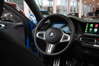 BMW 1 Serie BMW 1-serie 118i M Sport Edition 1ste Eig Org NL BTW Pano CarPlay Leder LED Digitaal Dashboard Dealer Onderhouden - afbeelding nr 13