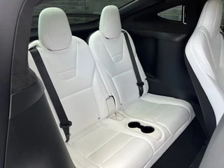 Tesla Model X - afbeelding nr 12
