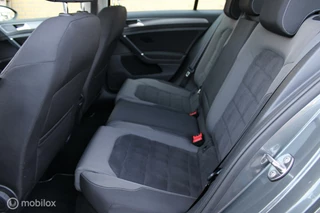 Volkswagen Golf Volkswagen Golf 1.5 TSI Comfortline Business, Alcantara Sportstoelen, Stoelverwarming, Pdc voor + achter, Cruise, Clima, Navi, App connect - afbeelding nr 15