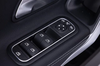 Mercedes-Benz CLA Mercedes-Benz CLA 180 Shooting Brake Luxury Line Automaat | PANORAMADAK | LEDER - afbeelding nr 8