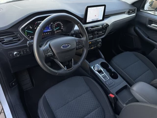 Ford Kuga Plug-in Hybrid | Navigatie | Stoelverwarming - afbeelding nr 2