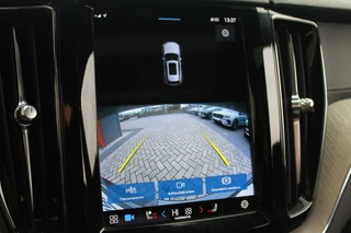 Volvo XC60 Volvo XC60 T6 Recharge AWD Ultimate Bright | Longe Range | Parkeercamera | Panoramadak | Trekhaak | HUD | Leder | Stoelverwarming | Keyless - afbeelding nr 46