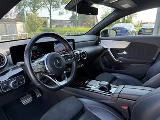 Mercedes-Benz CLA Mercedes-Benz CLA-klasse 180 Aut. Business Sol. AMG | Navi | Camera | Sportstoelen | - afbeelding nr 9