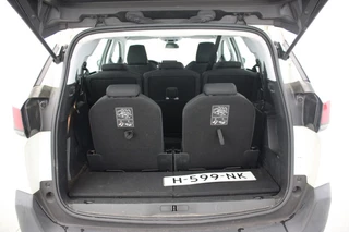 Peugeot 5008 Peugeot 5008 1.2 PureTech Executive 7 Persoons - Carplay, Cruise, Trekhaak - afbeelding nr 8