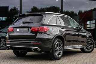 Mercedes-Benz GLC Mercedes-Benz GLC-klasse 300e 4MATIC AMG - CAMERA - SFEERVERLICHTING - afbeelding nr 2