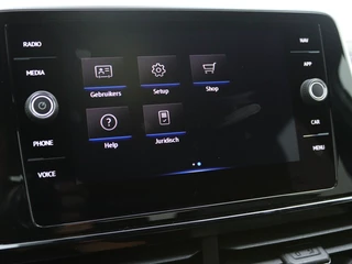Volkswagen T-Roc Volkswagen T-Roc 1.5 TSI R-Line | Parkeersensoren | Stoelverwarming | Carplay | - afbeelding nr 38
