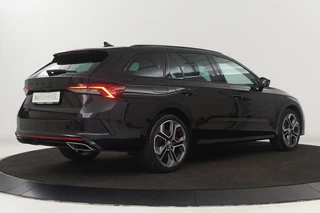 Škoda Octavia Skoda Octavia 1.4 TSI RS iV PHEV | Head-Up |  Stoel & stuurverwarming | Adaptive cruise | Standkachel | Matrix LED | Massage | Alcantara | Camera | Carplay | Memory | Canton Sound | Virtual Cockpit | Side Assist - afbeelding nr 40