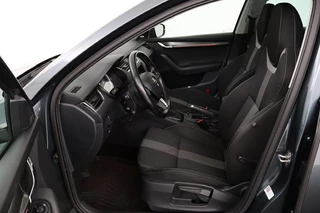 Škoda Octavia Skoda Octavia 1.0 TSI Style | Panoramadak | Stoelverwarming |  Adaptive cruise | Trekhaak | Carplay | Climate control | Sportstoelen - afbeelding nr 4