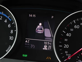 Volkswagen Golf Volkswagen Golf TSI GTE 245PK / GTI R Perf. ed. / LED - afbeelding nr 17