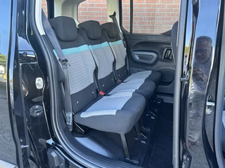 Citroën Berlingo Citroën Berlingo 1.2 PureTech Feel Praktisch, Zuinig & Helemaal Gezinsproof! - afbeelding nr 3