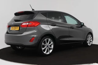 Ford Fiesta Ford Fiesta 1.0 EcoBoost Titanium Business (NAVIGATIE, PARKEERSENSOREN, ACHTERUITRIJCAMERA, CRUISE, NL-AUTO) - afbeelding nr 11