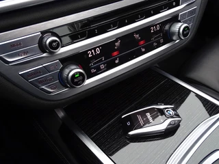 BMW 7 Serie BMW 7 Serie 740e 326PK iPerf High Exec / M-pakket Individual / 2017 *NAP* - afbeelding nr 31