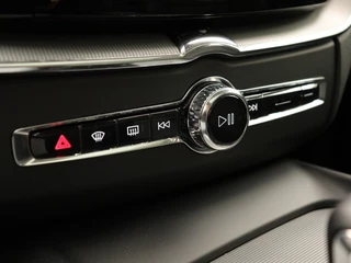 Volvo XC60 Volvo XC60 T6 PLUG-IN HYBRID LONG RANGE PLUS BRIGHT 20INCH SCHUIFDAK CAMERA - afbeelding nr 23