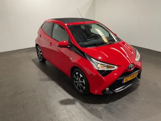 Toyota Aygo Toyota Aygo Cabrio | Navigatie | Camera | 1.0 VVT-i x-joy - afbeelding nr 2