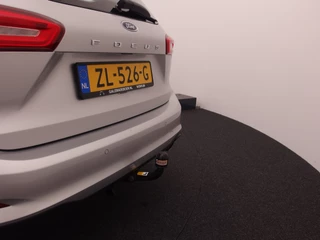 Ford Focus TREKHAAK / CARPLAY / NAVI / AIRCO / PDC / BLUETOOTH / CRUISE / NL-AUTO - afbeelding nr 5