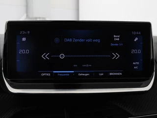 Peugeot 208 Peugeot 208 1.2 PureTech GT-Line | Panoramadak | Carplay | Afneembare trekhaak | Cruise control | Full LED | Navigatie | Camera | Sfeerverlichting - afbeelding nr 25