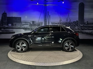 Volkswagen T-Roc Volkswagen T-ROC 1.5 TSI R-Line Business *Keyless*Elec.achterklep*Camera*Winterpack* - afbeelding nr 8