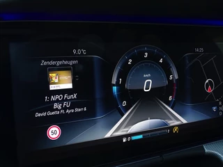 Mercedes-Benz E-Klasse Mercedes-Benz E-Klasse 220 d Prestige Plus / AMG pakket / 2016 / LED *NAP* - afbeelding nr 16