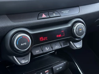 Kia Stonic Kia Stonic 1.0 T-GDi DynamicPlus Line / Carplay / Navi / Camera / keyless - afbeelding nr 27