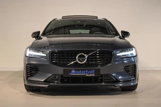 Volvo V60 Volvo V60 2.0 T6 Recharge AWD R-Design HEICO | PANO | B&W - afbeelding nr 4