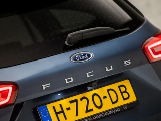 Ford Focus Automaat (PANORAMADAK, APPLE CARPLAY, GROOT NAVI, STUUR/STOELVERWARMING, GETINT GLAS, ADAPTIVE CRUISE, TREKHAAK, PARKEER ASSISTENT, NIEUWE APK, NIEUWSTAAT) - afbeelding nr 30