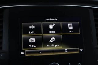 Renault Mégane Renault Mégane 1.2 TCe Zen | Trekhaak | Navigatie | Parkeerhulp |  Climate control | Cruise control | Bluetooth | DAB | Regen-/lichtsensor - afbeelding nr 18